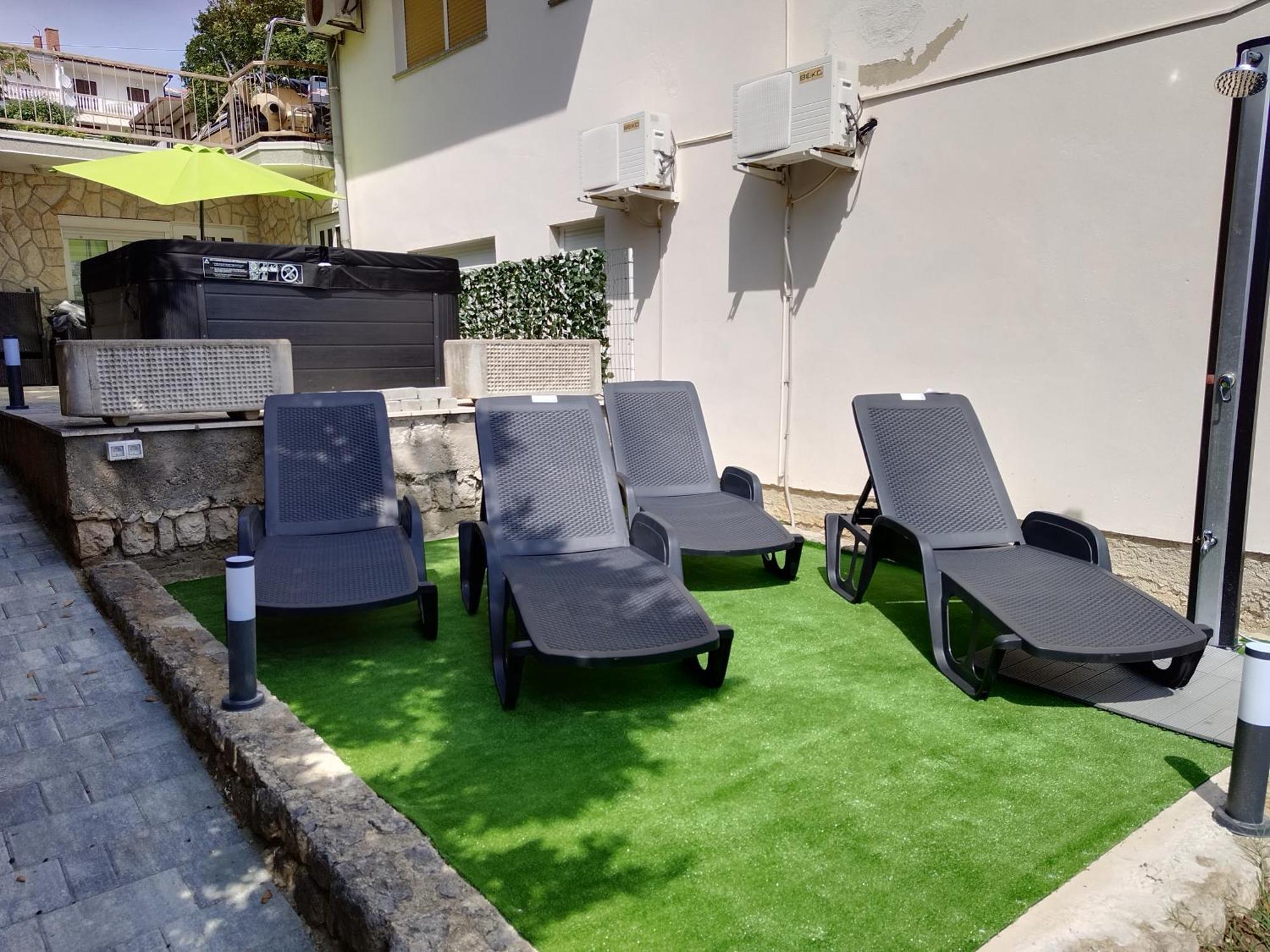 Apartman Pako I Ivano Novi Vinodolski Exterior foto